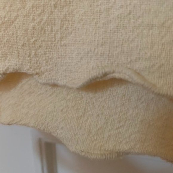 Hand-embroidered red+blackwork cotton-linen dress - Picture 9 of 9